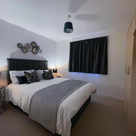 Apartamento Station Side Penthouse Wolverhampton Exterior foto